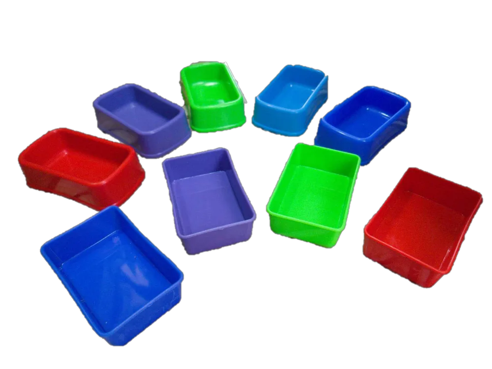 COMEDERO DE PLASTICO CHICO
